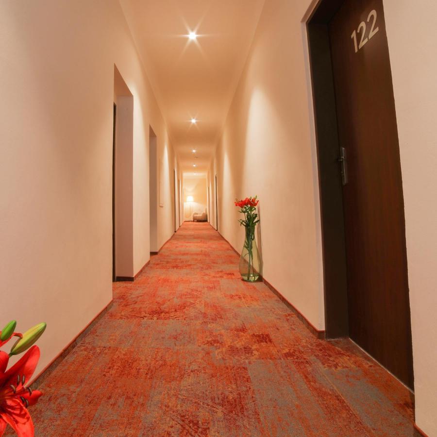 Hotel Kozak ブルノ エクステリア 写真