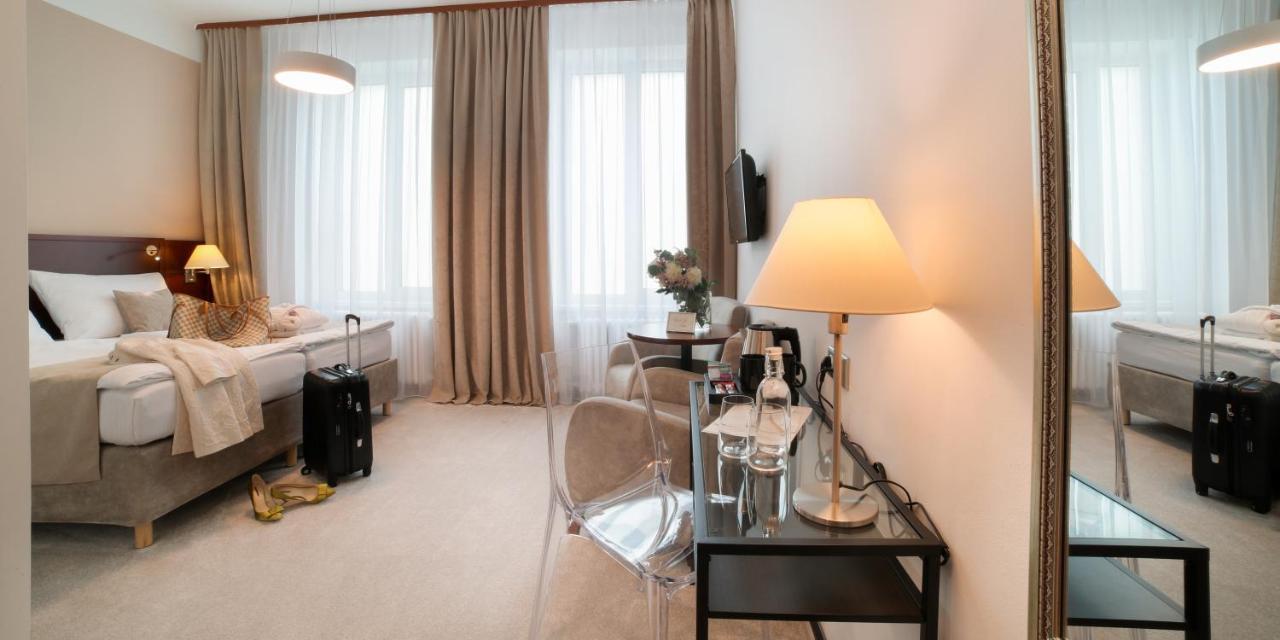 Hotel Kozak ブルノ エクステリア 写真